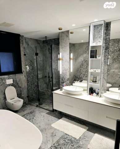 גג/ פנטהאוז, אמיר גלבוע, הגוש הגדול, רמת אביב החדשה, נופי ים, תל אביב יפו