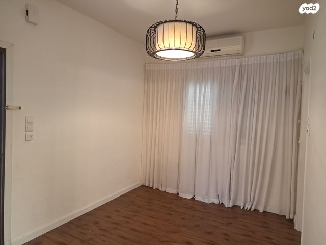 דירת גן, קרית בורוכוב, רמת גן