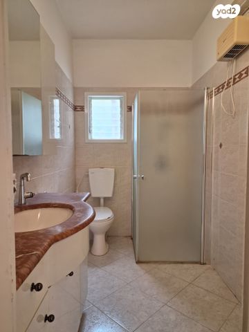 דירת גן, קרית בורוכוב, רמת גן