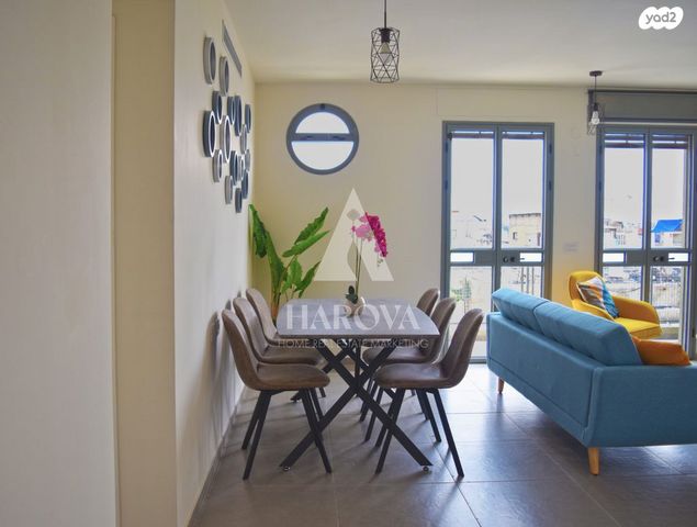 דירה, אברהם אבן שושן, צפון יפו, המושבה האמריקאית-גרמנית, תל אביב יפו