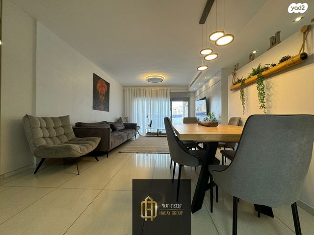 יוסי בנאי 11