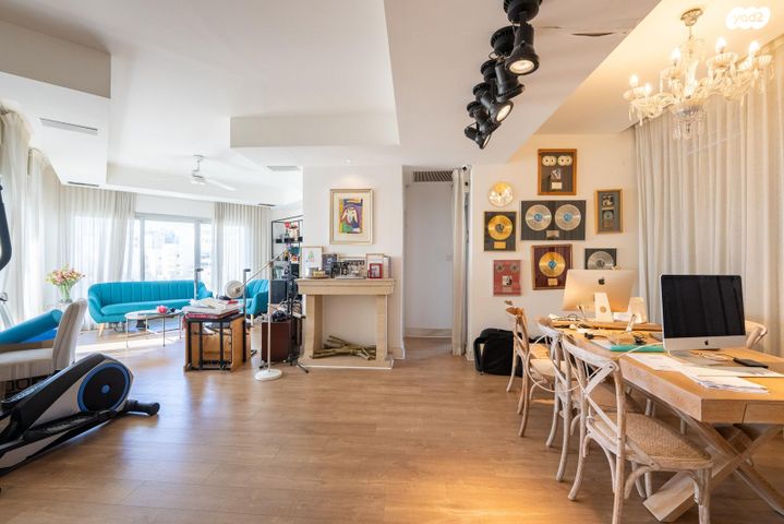 גג/ פנטהאוז