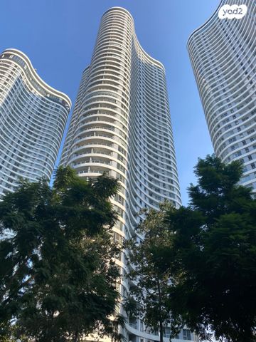 דירה, החשמונאים 98, גני שרונה, קרית הממשלה, תל אביב יפו