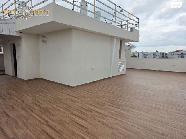 גג/ פנטהאוז, הכובש, רמב"ם, ראשון לציון