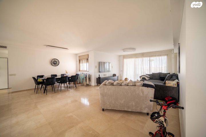 גג/ פנטהאוז, יצחק רבין, קרית אונו