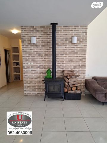 בית פרטי/ קוטג', כפר ראש הנקרה