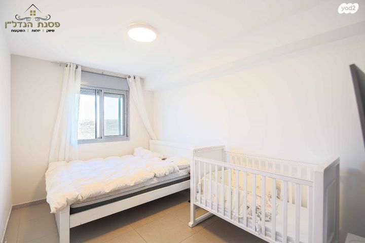 דירה, אליהו הנביא, פסגות אפק, ראש העין