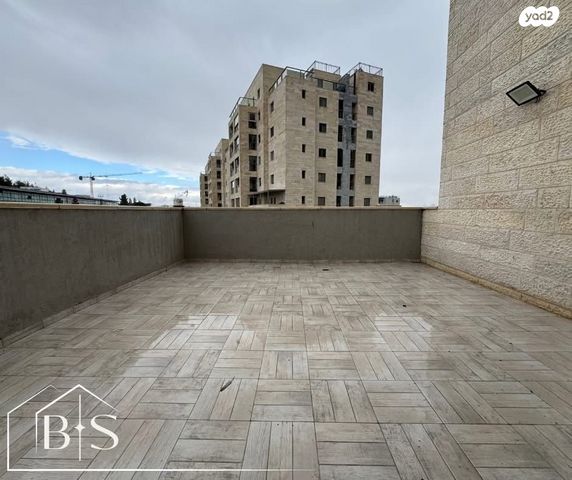 דירה, שדרות החוצבים, נופי החורש, מבשרת ציון