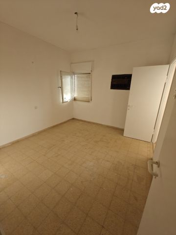 דירה, עגנון 32, נהריה