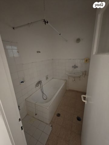 דירה, עגנון 32, נהריה