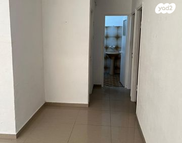 דירה, הדקל, מנחם בגין, עכו