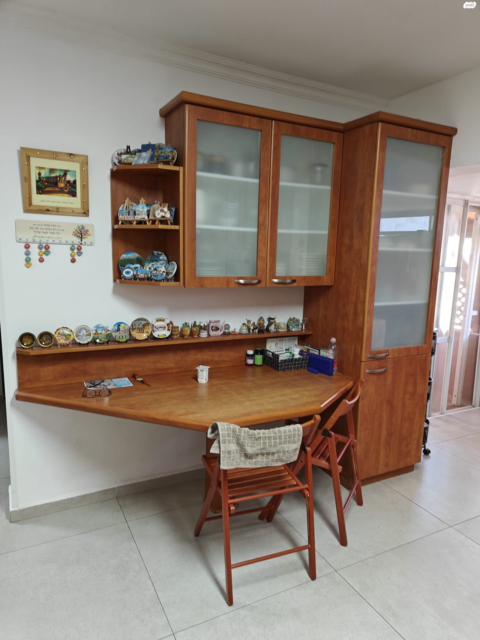 השושנים 40