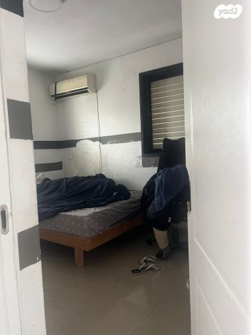 דירה, הורד, קרית גיורא, אור יהודה