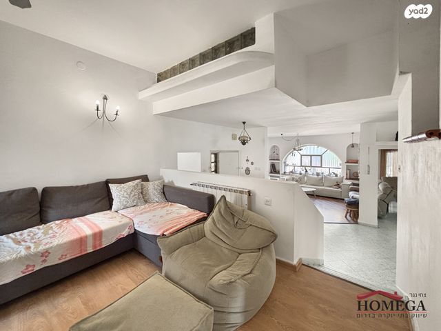 בית פרטי/ קוטג', מיתר / כרמית