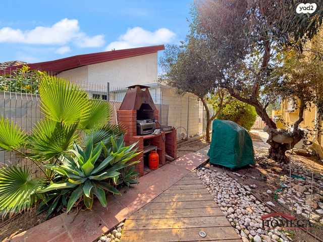 בית פרטי/ קוטג', מיתר / כרמית