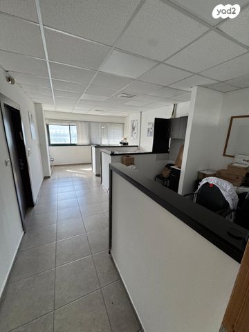 משרדים, כפר סבא