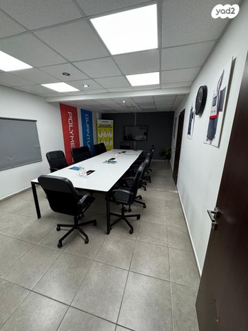 משרדים, כפר סבא