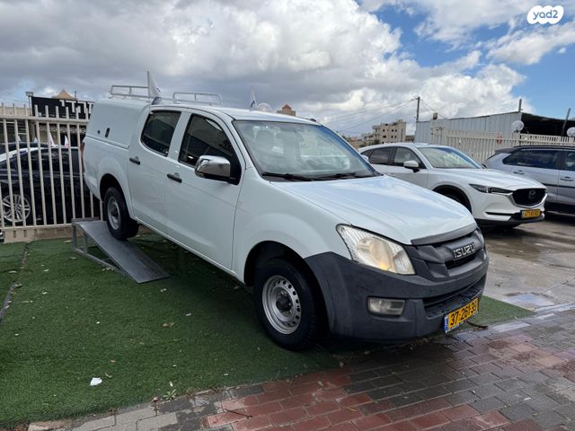 איסוזו די-מקס