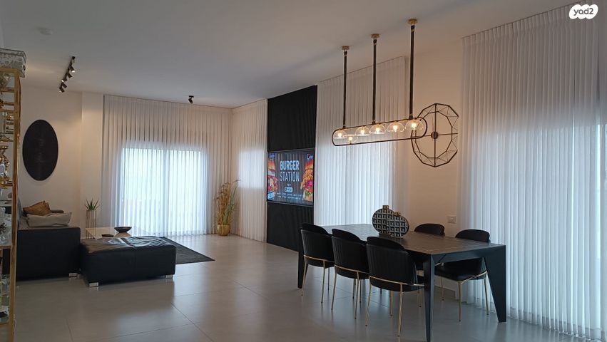 גג/ פנטהאוז, חרמון 16, נאות שז"ר, יבנה