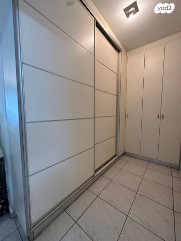 דירה, לוי אשכול, גלי הים, נתניה