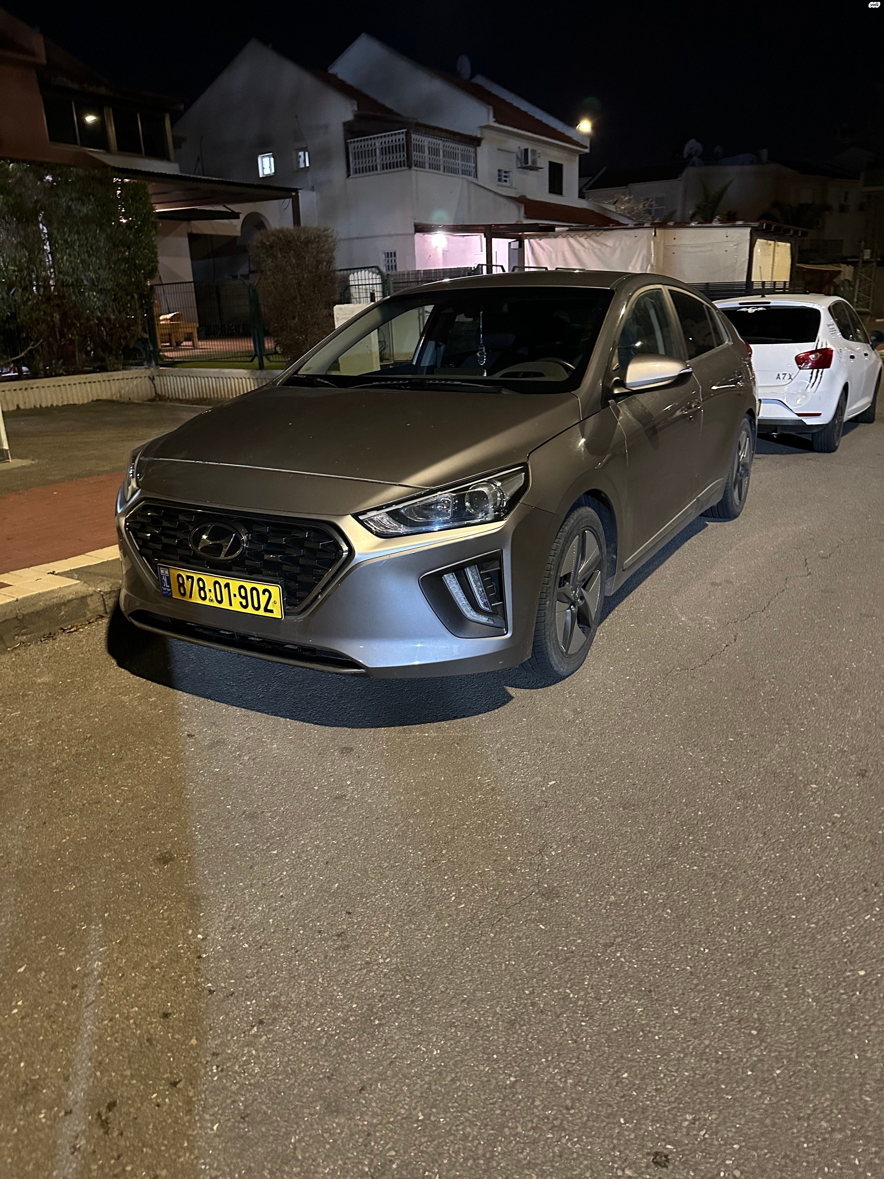 מודעת רכב יונדאי איוניק