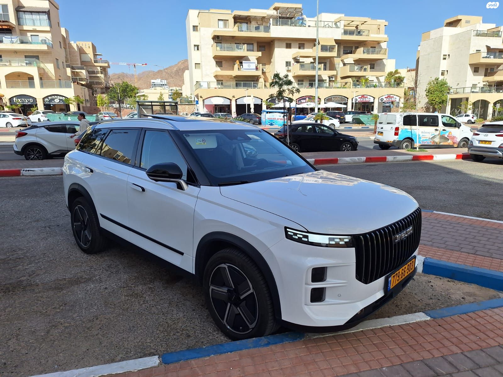 מודעת רכב ג'אקו J7