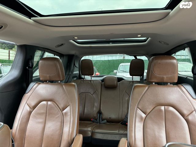 קרייזלר פסיפיקה