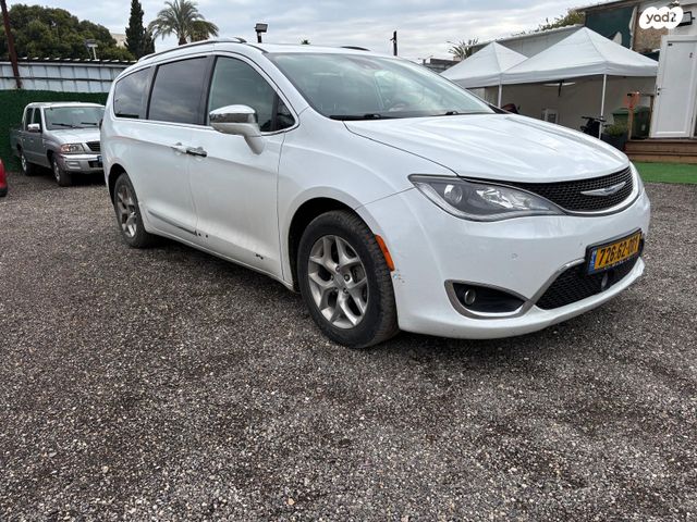 מודעת רכב קרייזלר פסיפיקה