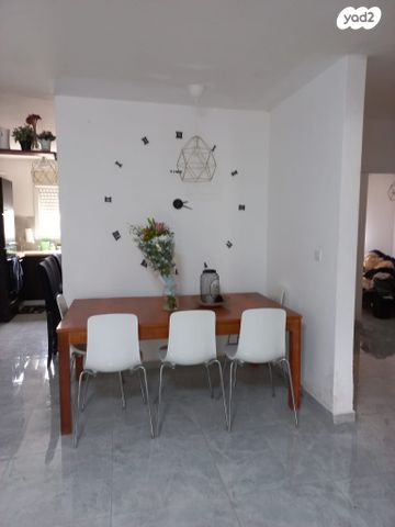 דירה, הנשר 3, קרית רבין, נתניה