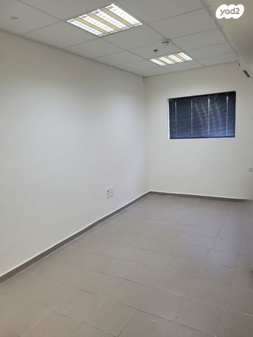 מבני תעשיה, שקד 1, גן נר, גן נר