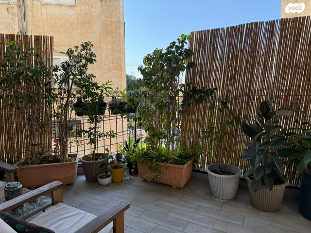 דירת גן, בלוך 5, בורוכוב, גבעתיים