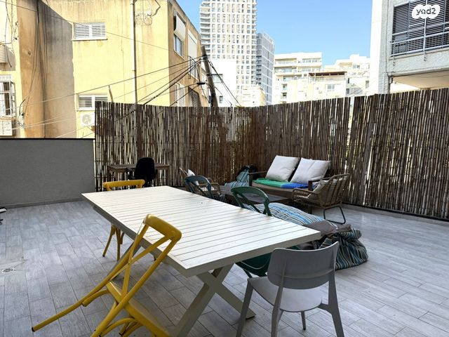 דירת גן, בלוך 5, בורוכוב, גבעתיים