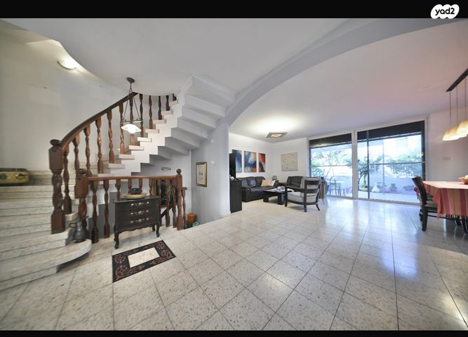 דירה, הנחשול, נווה ים, ראשון לציון