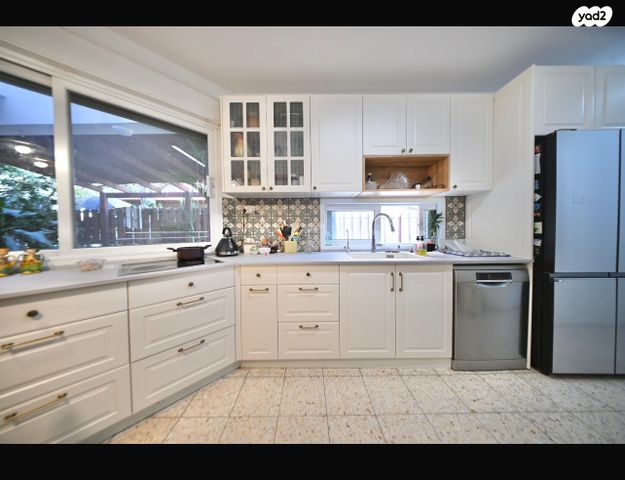 דירה, הנחשול, נווה ים, ראשון לציון