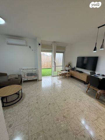 דירת גן, כינרת, בית וגן, קרית אתא