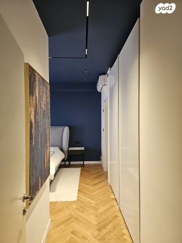 דירה, תל מונד