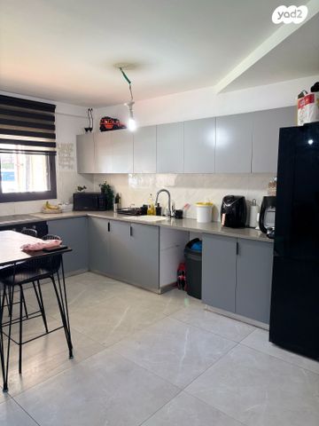 דירה, הרשת 17, לב העיר, בת ים