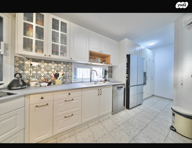 דירה, הנחשול, נווה ים, ראשון לציון