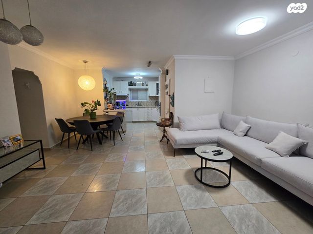 דירה, אבא אחימאיר, קרית מנחם בגין, רמלה