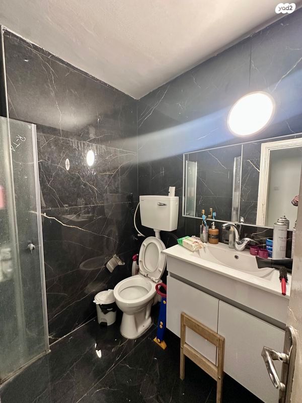 דירת גן, אפרסמון, גילה, ירושלים