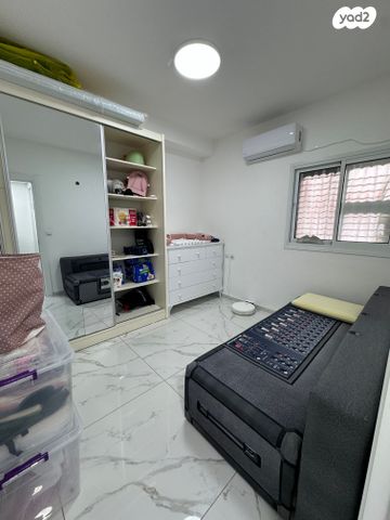 דירת גן, כינרת, בית וגן, קרית אתא