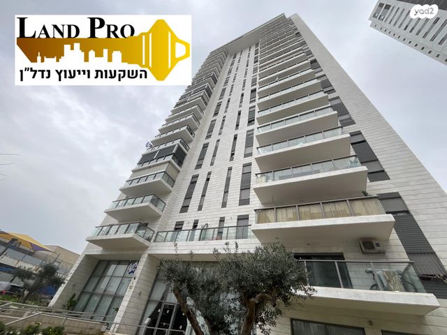 דירה, חיים חפר, הרקפות, ראשון לציון