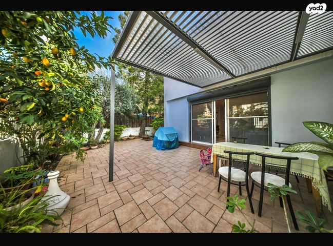 דירה, הנחשול, נווה ים, ראשון לציון