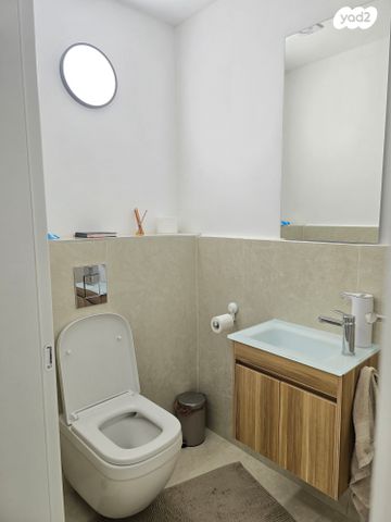 דירה, הדר, הרצליה הירוקה, נווה עובד, הרצליה