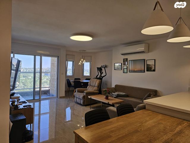 בן ציון דינור 