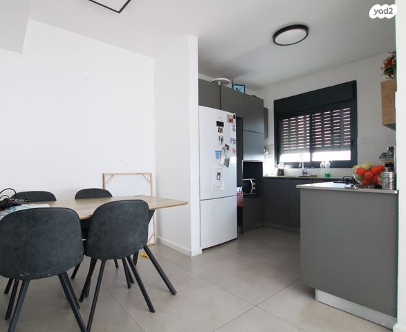 דירה, דרך עכו חיפה, מרכז העיר, סביניה, הוותיקה, קרית ביאליק