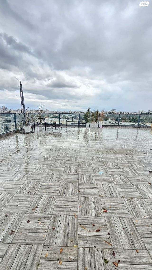 גג/ פנטהאוז, יעקב תמרי, חצרות המושבה, רחובות