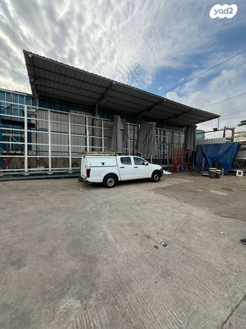 מבני תעשיה, פתח תקווה