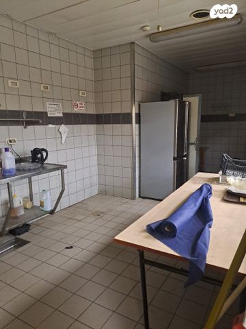 חנויות/ שטח מסחרי, יפו 212, מקור ברוך, ירושלים