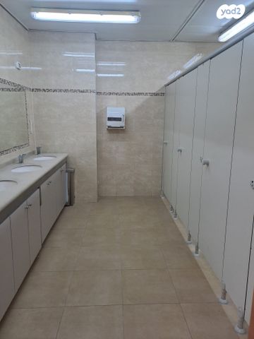 חנויות/ שטח מסחרי, יפו 212, מקור ברוך, ירושלים